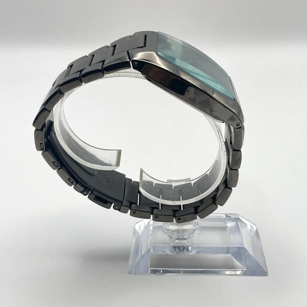 Armitron Mens Watch 39mm Gunmetal Grey Day Date Minimal 50M New Battery 7.75